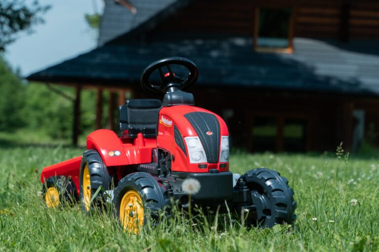 FALK traktor Garden Master s prikolicom, crveni 20580