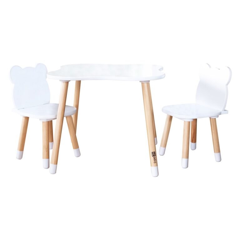 FREEON Drveni set Bear, stol i dvije stolice 44282